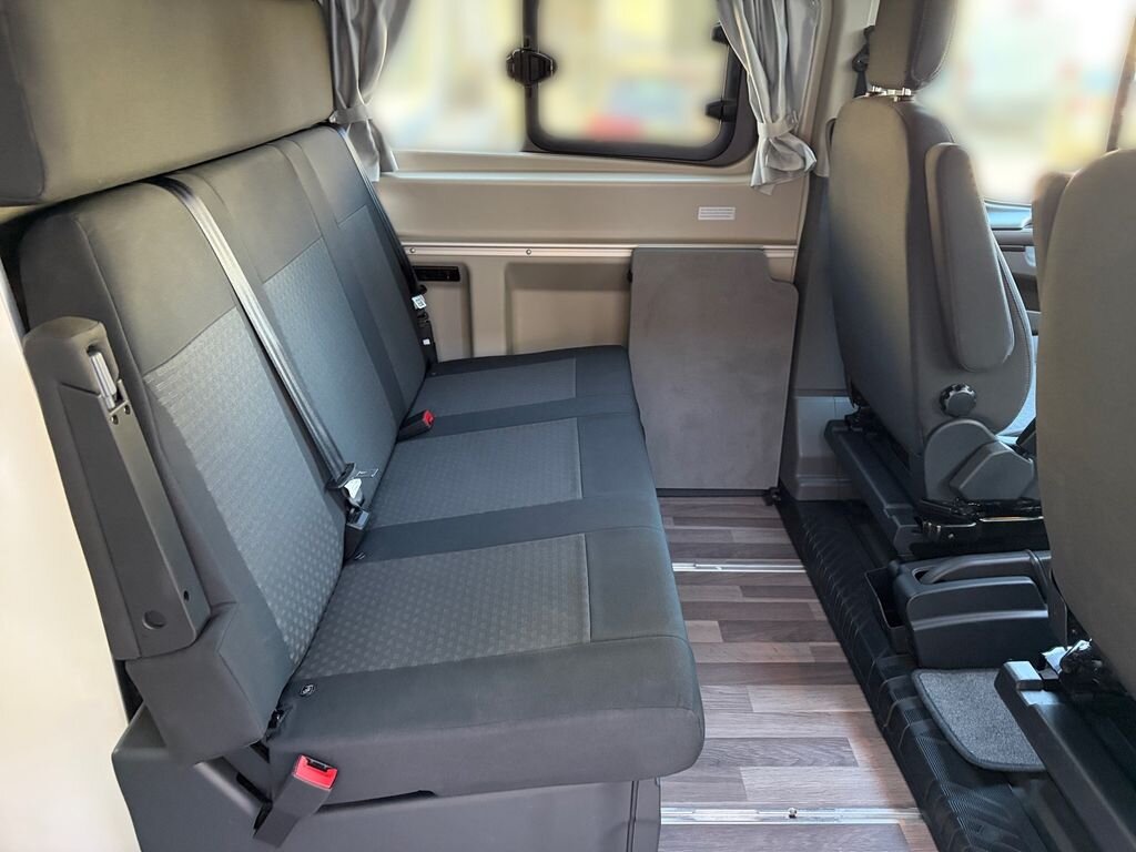 Ford Tourneo Custom Kombi 2,0 l 136 kw