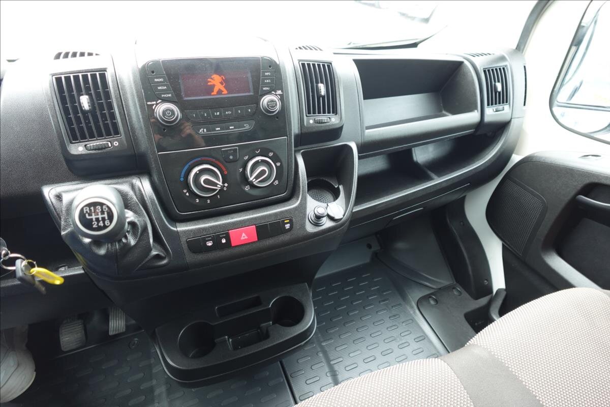 Peugeot Boxer Ostatní 2,2 l 121 kw