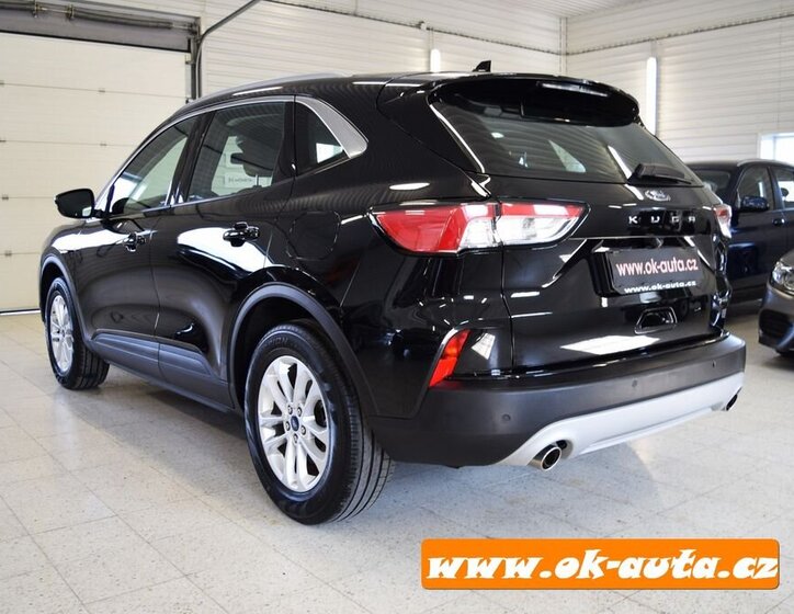 Ford Kuga SUV / Terénní 2,5 l 112 kw