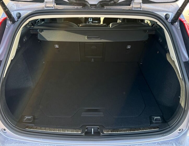 Volvo V60 Kombi 2,0 l 257 kw