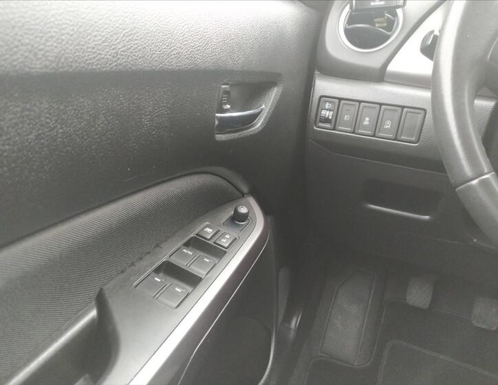 Suzuki Vitara 15