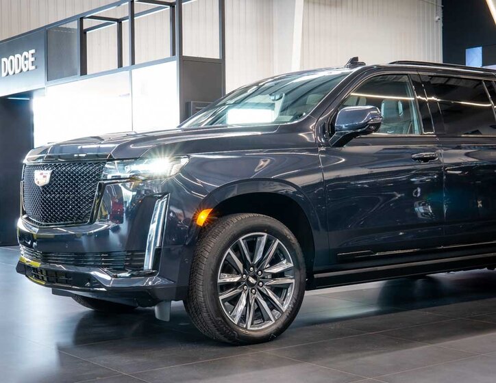 Cadillac Escalade 14