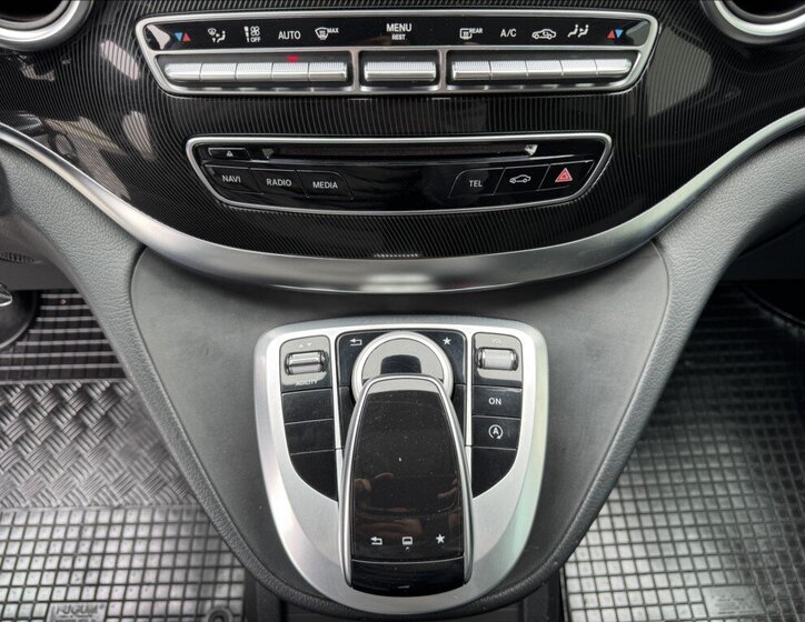 Mercedes-Benz Třídy V Kombi 2,1 l 120 kw