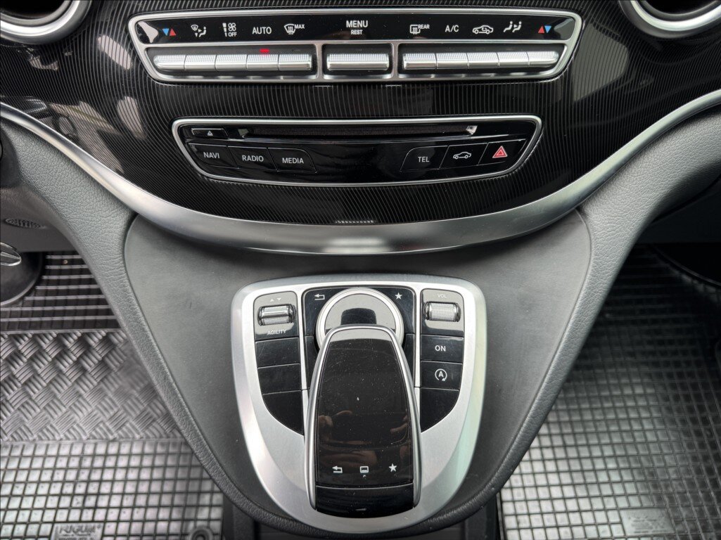 Mercedes-Benz Třídy V Kombi 2,1 l 120 kw