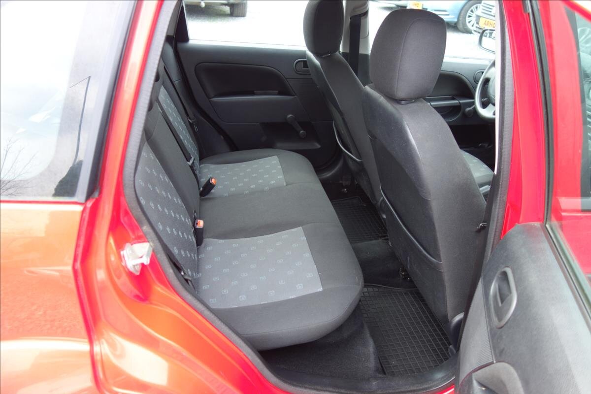 Ford Fiesta Hatchback 1,3 l 51 kw
