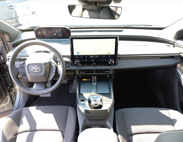 Toyota C-HR CUV / Crossover 2,0 l 0