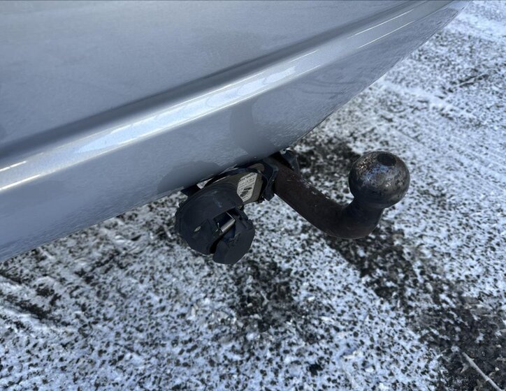 KIA Sorento SUV 2,5 l 125 kw