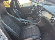 Mercedes-Benz GLA 13