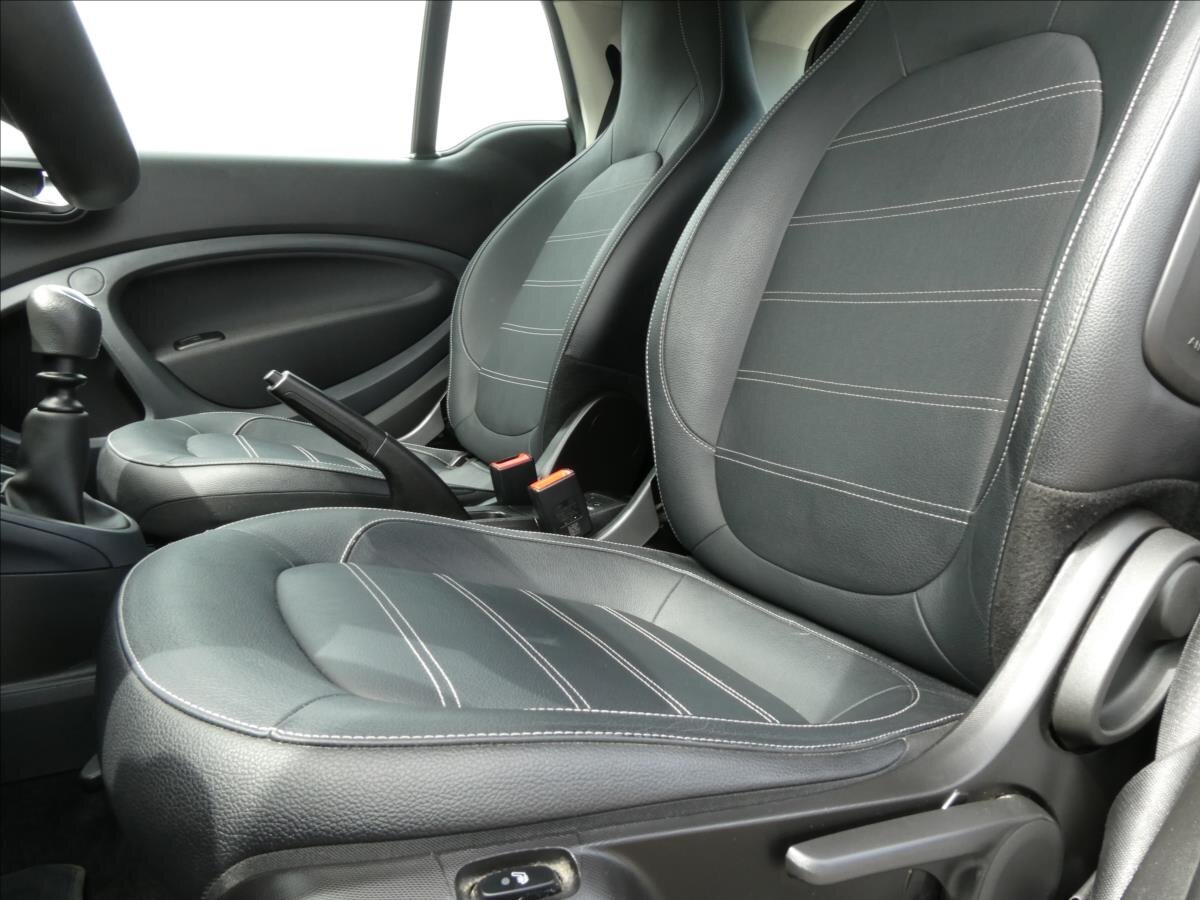 Smart Fortwo Hatchback 898,0 66 kw