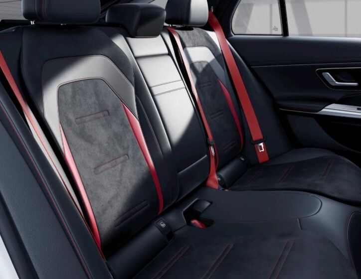 Mercedes-Benz Třídy E 8