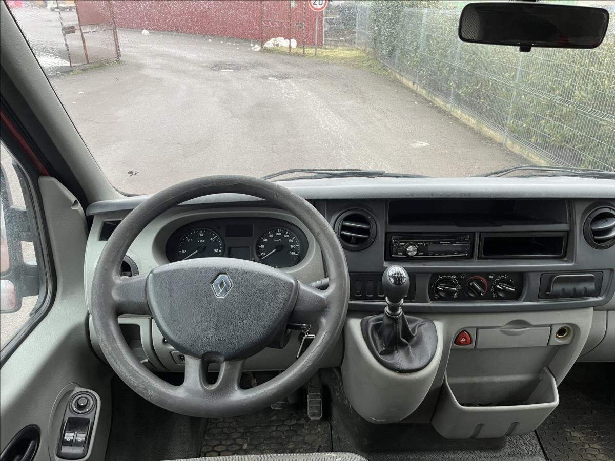 Renault Master Skříň 2,5 l 74 kw