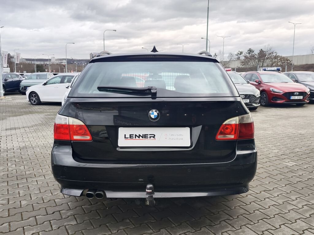 BMW Řada 5 Kombi 2,5 l 130 kw