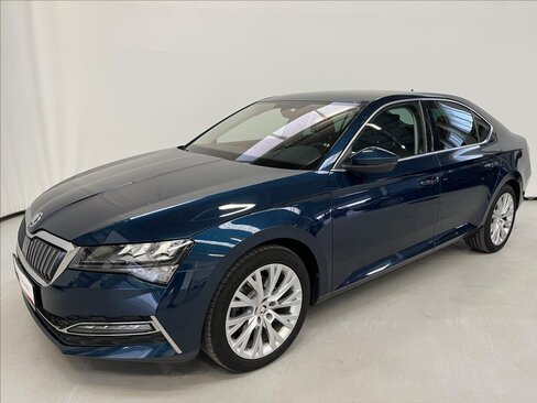 Škoda Superb Liftback 1,4 l 160 kw