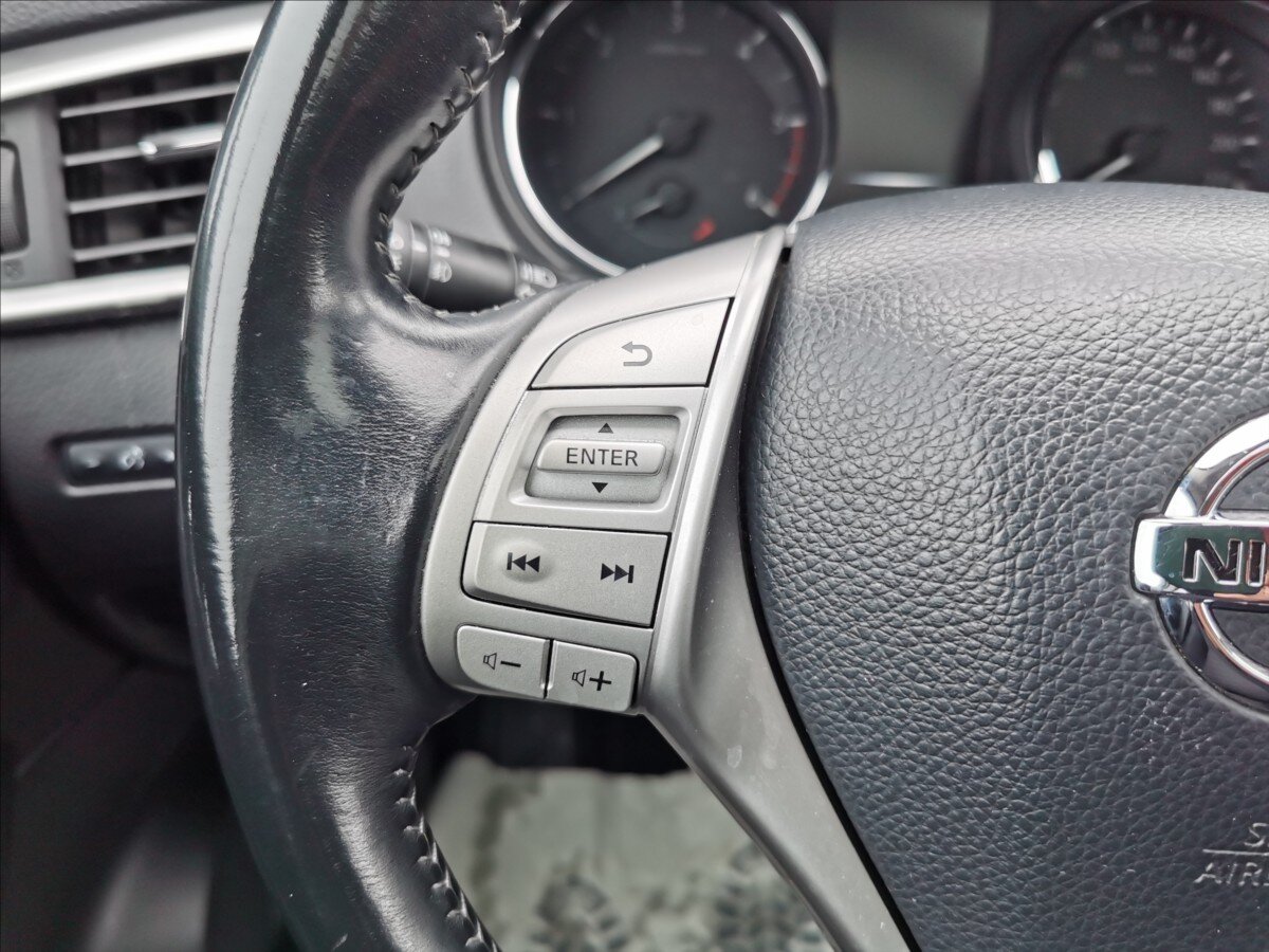 Nissan Qashqai SUV 1,6 l 96 kw