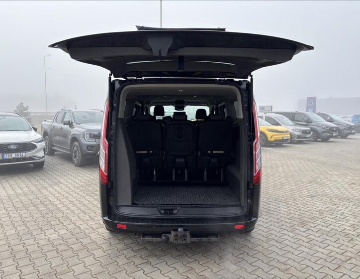 Ford Tourneo Custom Kombi 2,0 l 125 kw