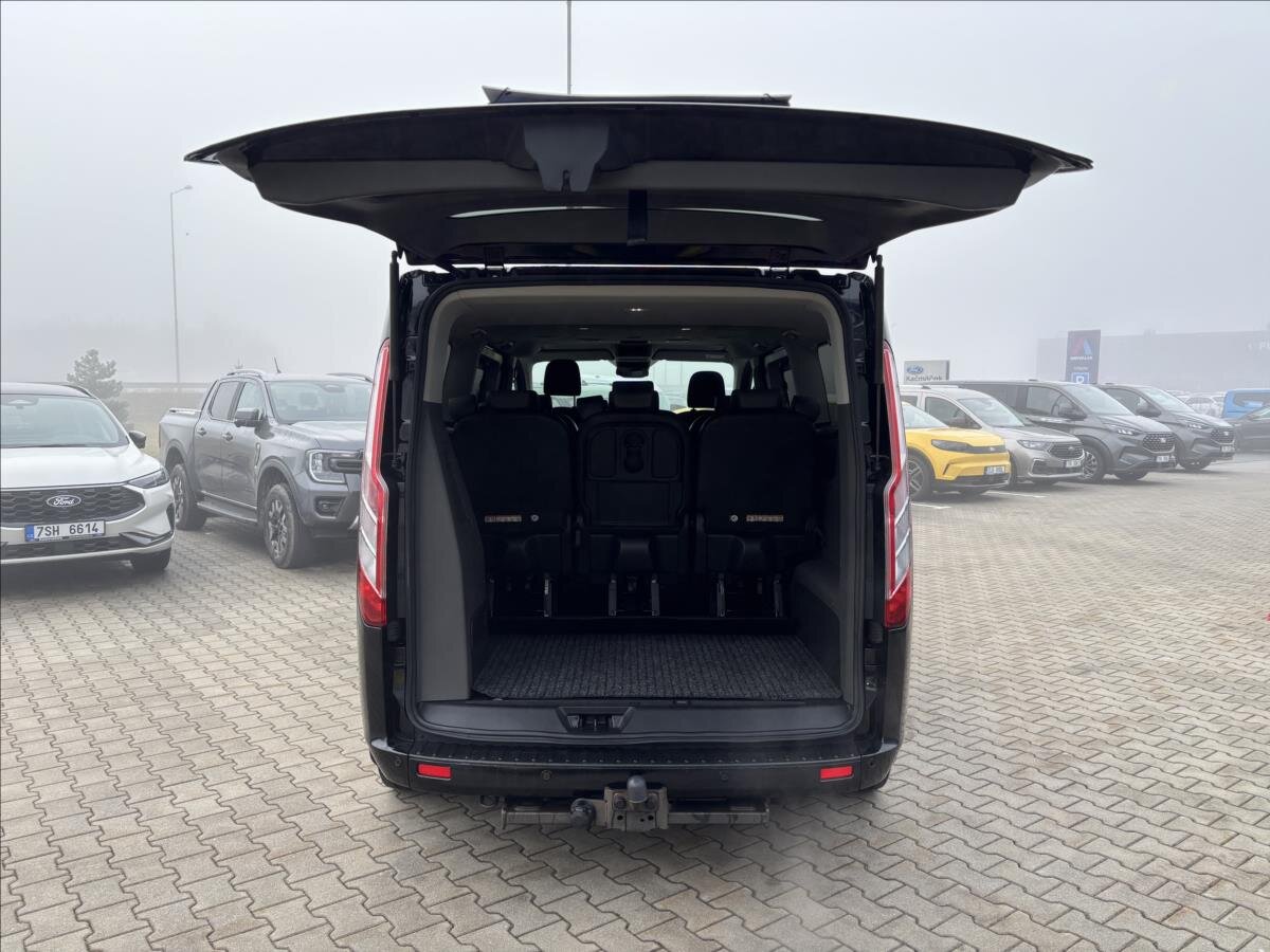 Ford Tourneo Custom Kombi 2,0 l 125 kw
