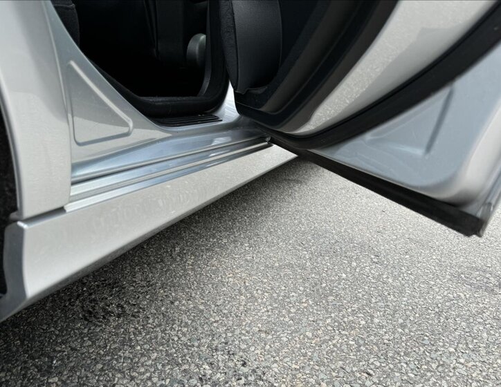 Mercedes-Benz Třídy C Kombi 2,1 l 100 kw