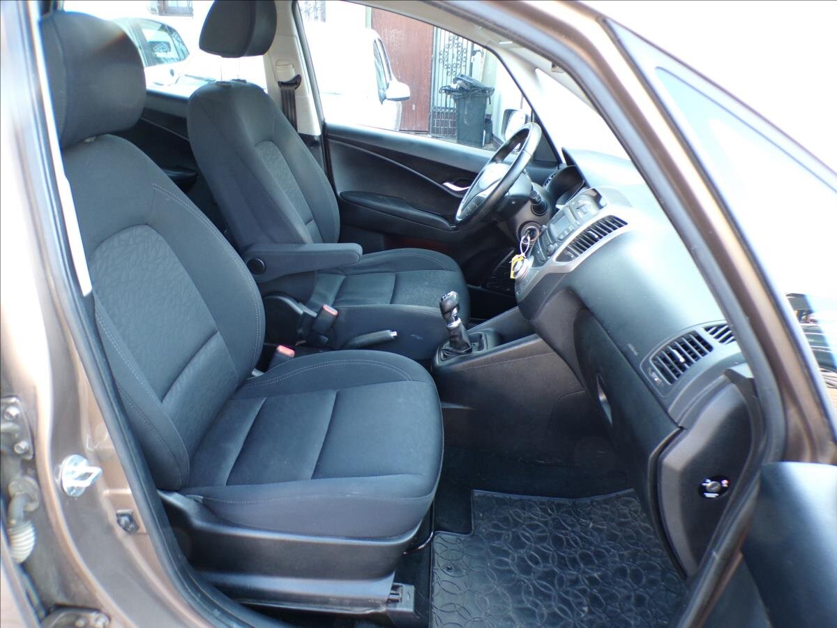 Hyundai ix20 Kombi 1,4 l 57 kw