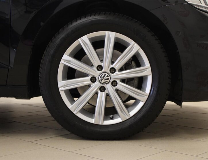 Volkswagen Touran MPV 1,5 l 110 kw