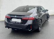 BMW i5 2