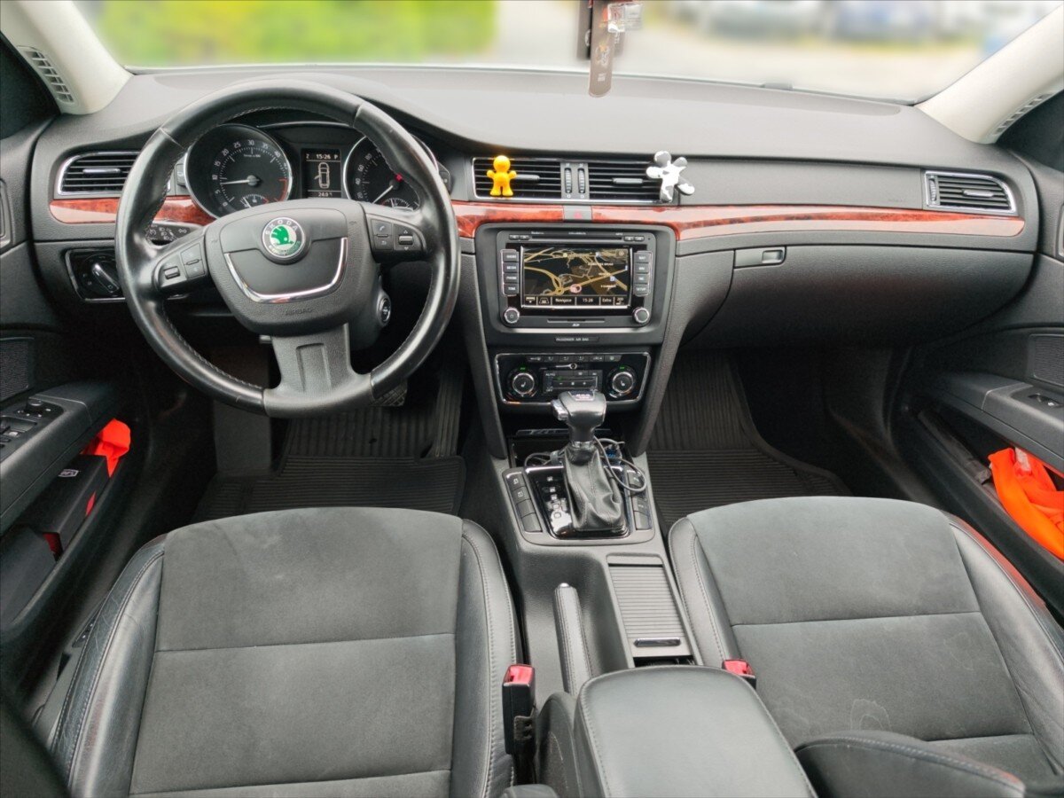 Škoda Superb Kombi 2,0 l 103 kw