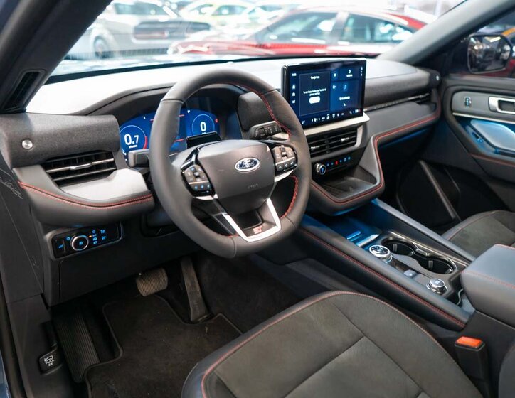 Ford Explorer SUV / Terénní 3,0 l 298 kw