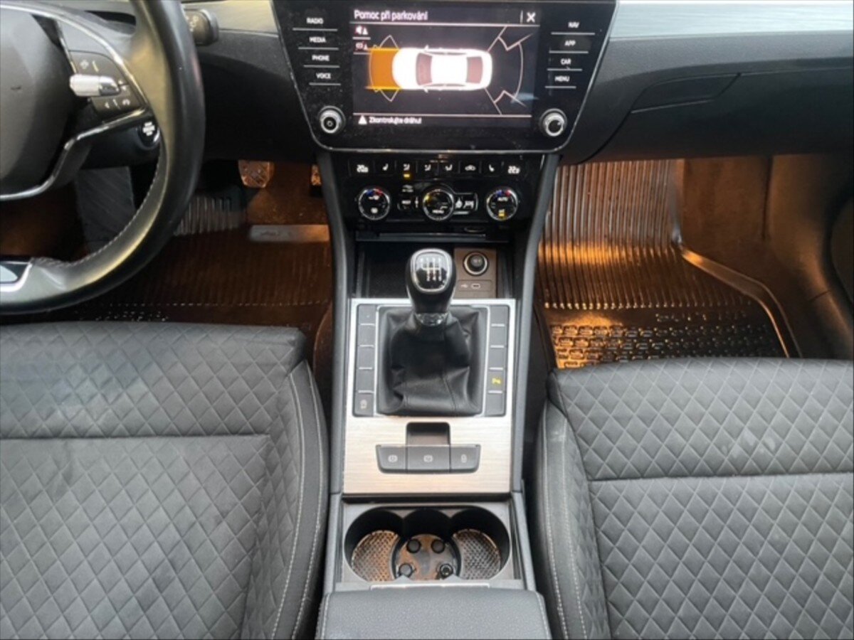 Škoda Superb Liftback 2,0 l 110 kw
