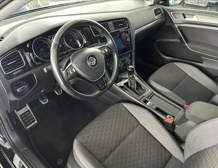 Volkswagen Golf 7