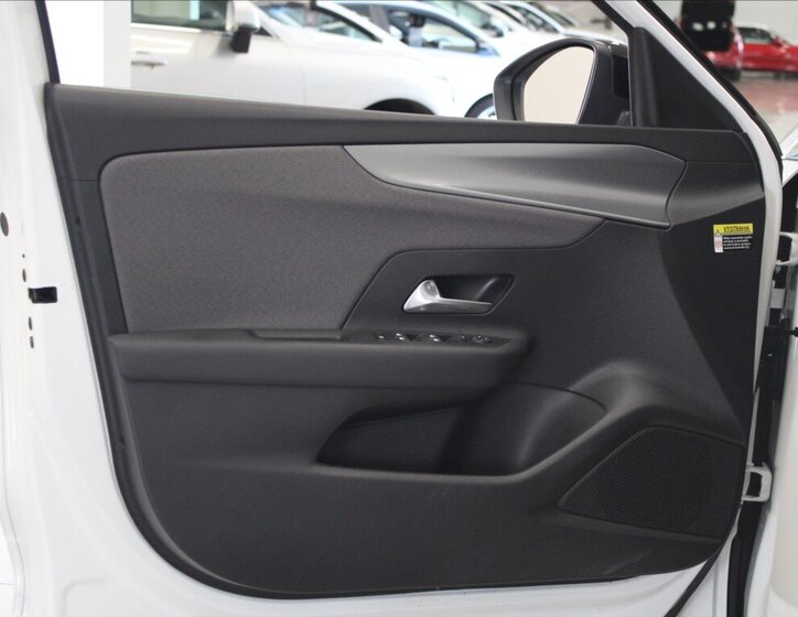 Opel Mokka SUV / Terénní 1,5 l 81 kw