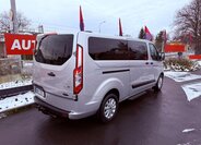 Ford Tourneo Custom 6