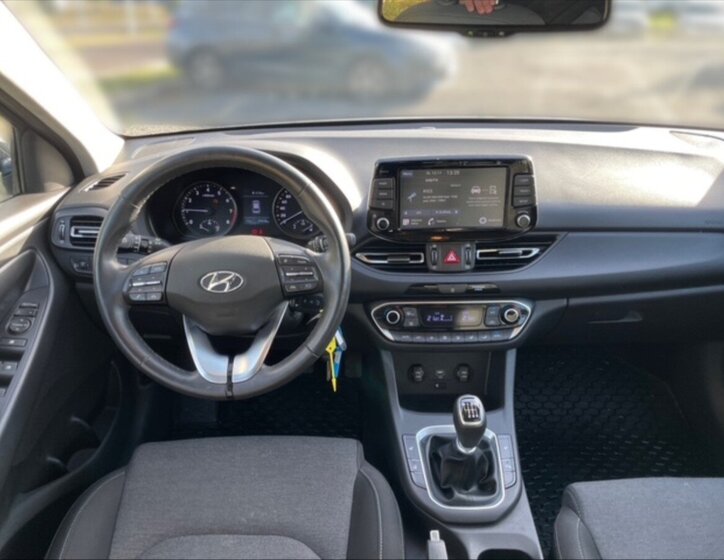 Hyundai i30 9