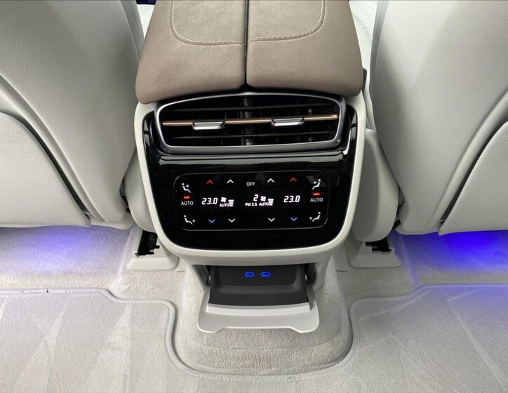 Mercedes-Benz EQS SUV / Terénní 0,0 265 kw