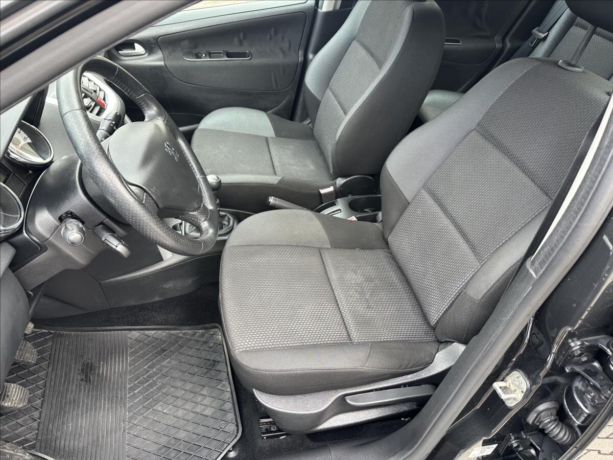 Peugeot 207 Hatchback 1,4 l 54 kw