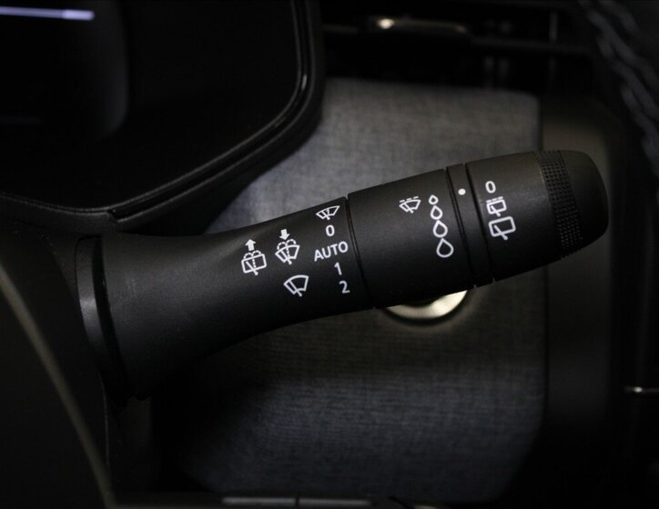 Mitsubishi Colt Hatchback 999,0 67 kw