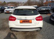 Mercedes-Benz GLA SUV / Terénní 2,1 l 100 kw