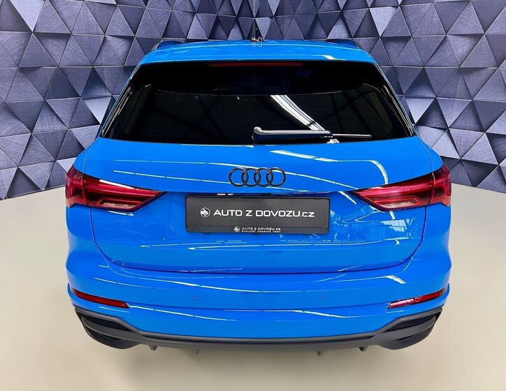 Audi Q3 6