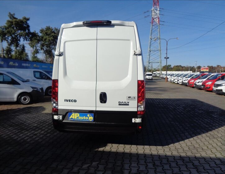 Iveco Daily Ostatní 2,3 l 100 kw