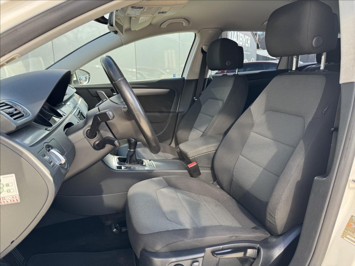 Volkswagen Passat Kombi 2,0 l 103 kw