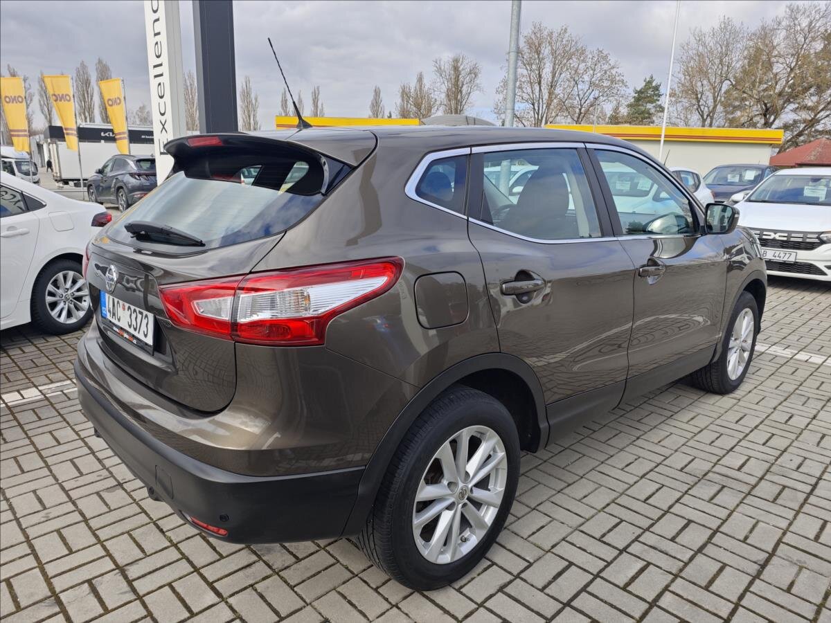 Nissan Qashqai SUV / Terénní 1,2 l 85 kw