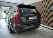 Volvo XC90 SUV / Terénní 2,0 l 180 kw