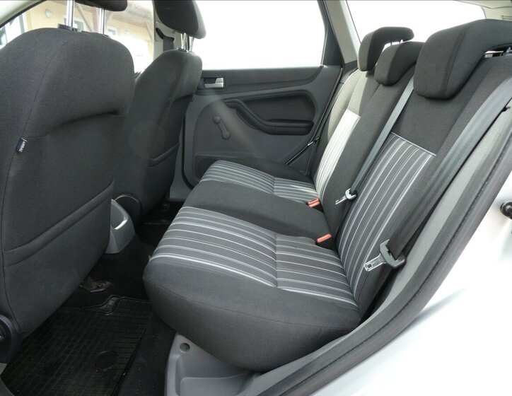 Ford Focus Kombi 1,6 l 74 kw