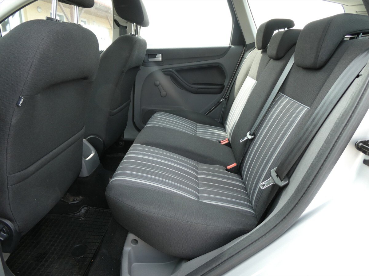 Ford Focus Kombi 1,6 l 74 kw