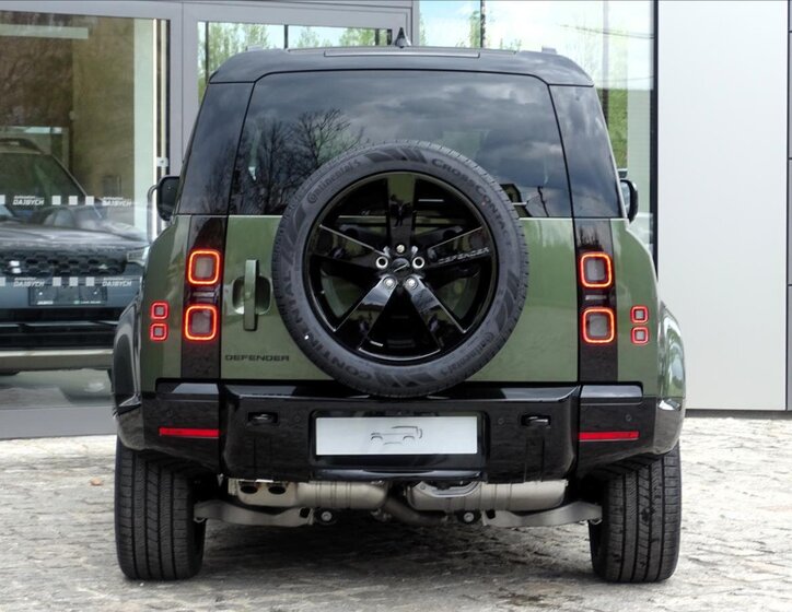 Land Rover Defender SUV / Terénní 3,0 l 183 kw
