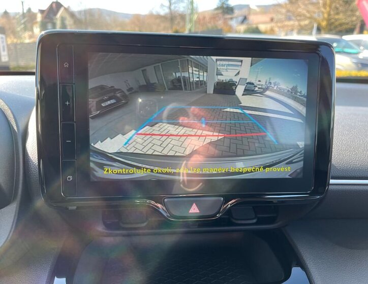 Toyota Yaris Cross SUV / Terénní 1,5 l 68 kw