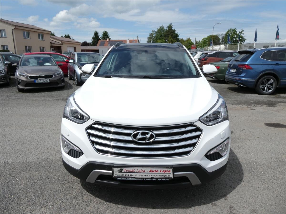 Hyundai Grand Santa Fe