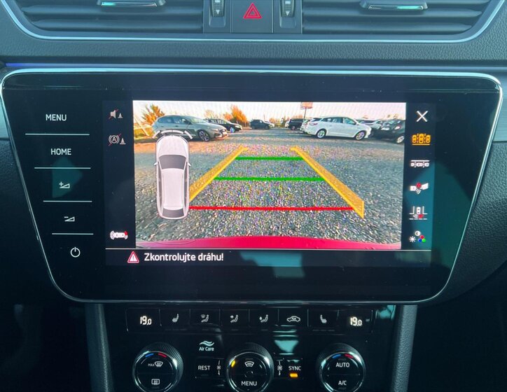 Škoda Superb Kombi 1,5 l 110 kw