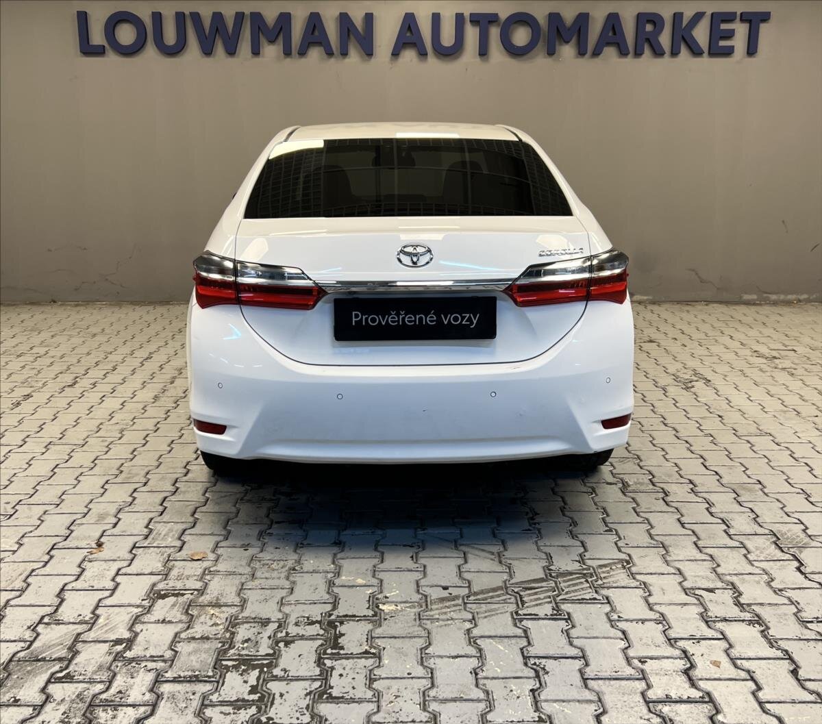 Toyota Corolla Sedan 1,6 l 97 kw