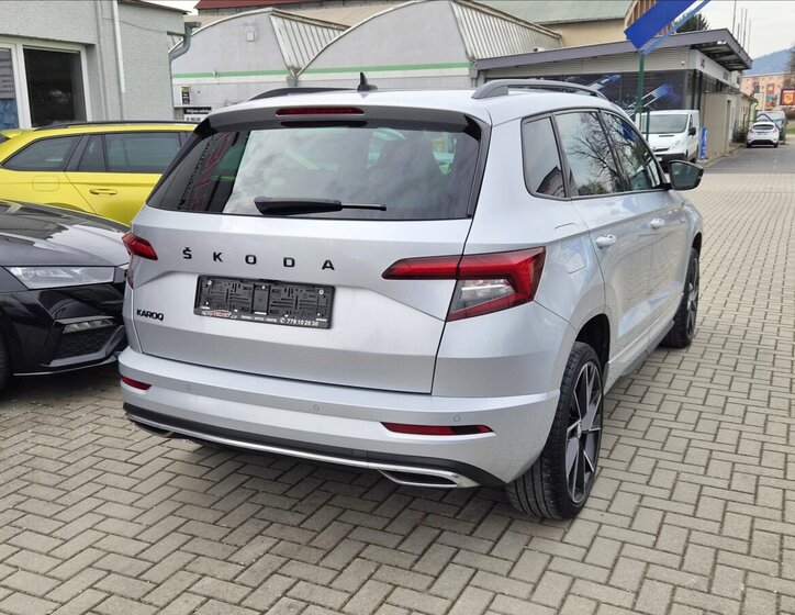 Škoda Karoq SUV / Terénní 1,5 l 110 kw