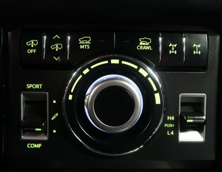 Toyota Land Cruiser 23