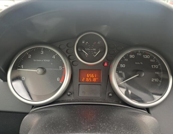 Peugeot 207 16